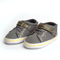 Baby Me Boys Infant Crib Shoes (B19432)